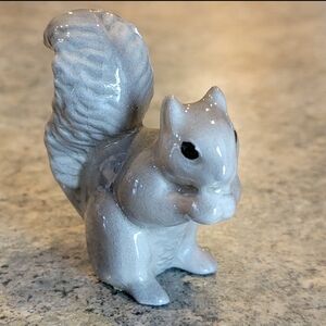 Vintage Hagen Renaker tiny grey squirrel